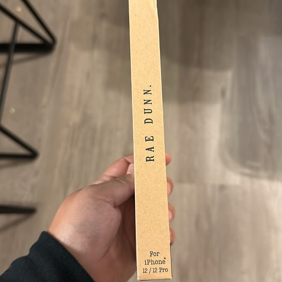 NWT Rae Dunn BE KIND iPhone 12 / 12 pro phone case - Picture 2 of 2